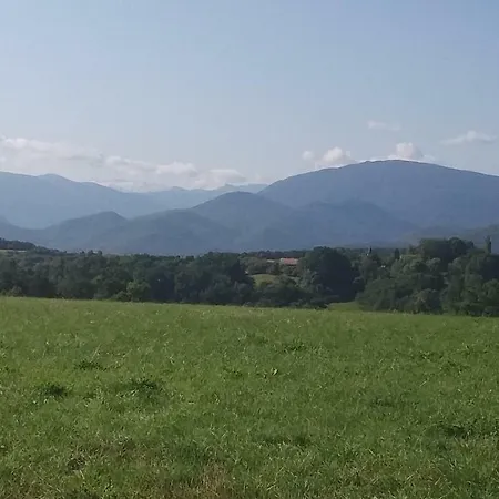 Vue Pyrenees Chez Pascal Et Caroline Les Tourreilles
